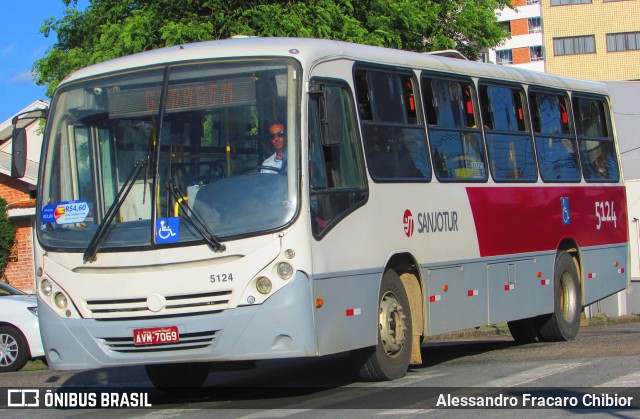 Auto Viação Sanjotur 5124 na cidade de São José dos Pinhais, Paraná, Brasil, por Alessandro Fracaro Chibior. Número da foto: #12755722.