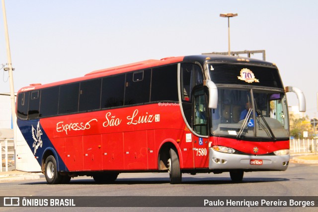 Expresso São Luiz 7580 na cidade de Goiânia, Goiás, Brasil, por Paulo Henrique Pereira Borges. Número da foto: #12756046.