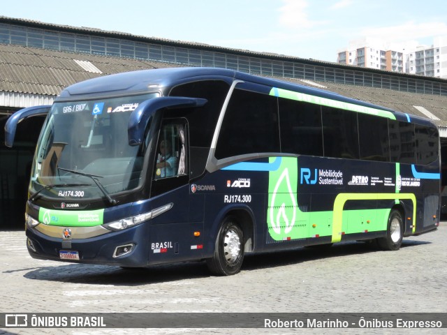 Viação Cidade do Aço RJ 174.300 na cidade de Rio de Janeiro, Rio de Janeiro, Brasil, por Roberto Marinho - Ônibus Expresso. Número da foto: #12758158.