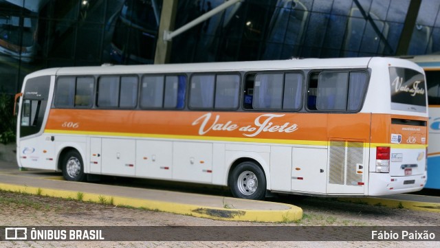 Viação Vale do Tietê 806 na cidade de Jundiaí, São Paulo, Brasil, por Fábio Paixão. Número da foto: #12755404.