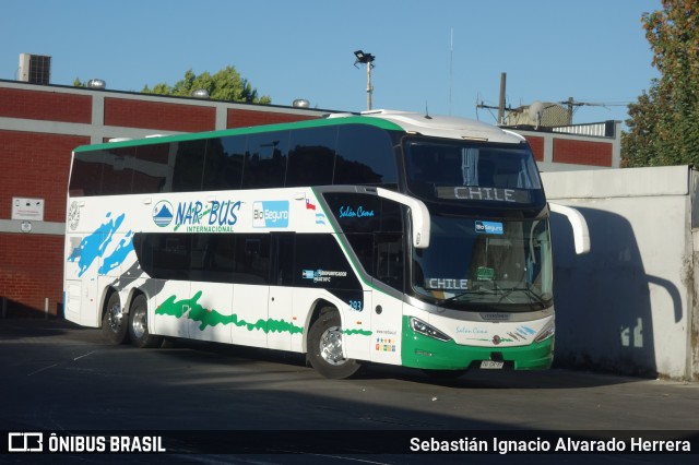 Nar-Bus Internacional 393 na cidade de Temuco, Cautín, Araucanía, Chile, por Sebastián Ignacio Alvarado Herrera. Número da foto: #12757562.