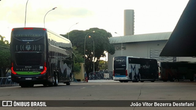 Viação Garcia 87029 na cidade de Maringá, Paraná, Brasil, por João Vitor Bezerra Destefani. Número da foto: #12755335.