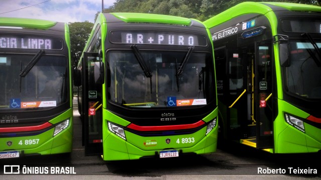 Express Transportes Urbanos Ltda 4 8933 na cidade de São Paulo, São Paulo, Brasil, por Roberto Teixeira. Número da foto: #12761121.