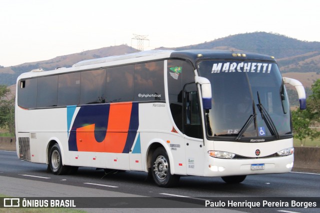 Ônibus Particulares 3E35 na cidade de Roseira, São Paulo, Brasil, por Paulo Henrique Pereira Borges. Número da foto: #12760220.
