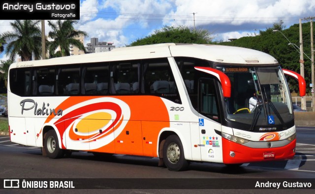 Viação Platina 2100 na cidade de Uberlândia, Minas Gerais, Brasil, por Andrey Gustavo. Número da foto: #12760857.
