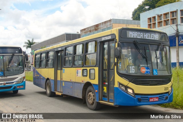 Trancid - Transporte Cidade de Divinópolis 237 na cidade de Divinópolis, Minas Gerais, Brasil, por Murilo da Silva. Número da foto: #12760343.