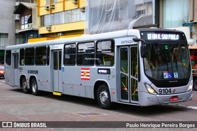 BluMob - Concessionária de Transporte Urbano de Blumenau 9104 na cidade de Blumenau, Santa Catarina, Brasil, por Paulo Henrique Pereira Borges. Número da foto: #12760274.