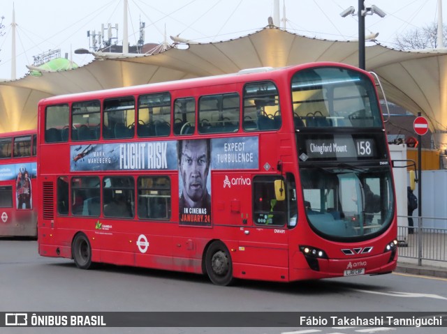 Arriva DW491 na cidade de London, Greater London, Inglaterra, por Fábio Takahashi Tanniguchi. Número da foto: #12759787.