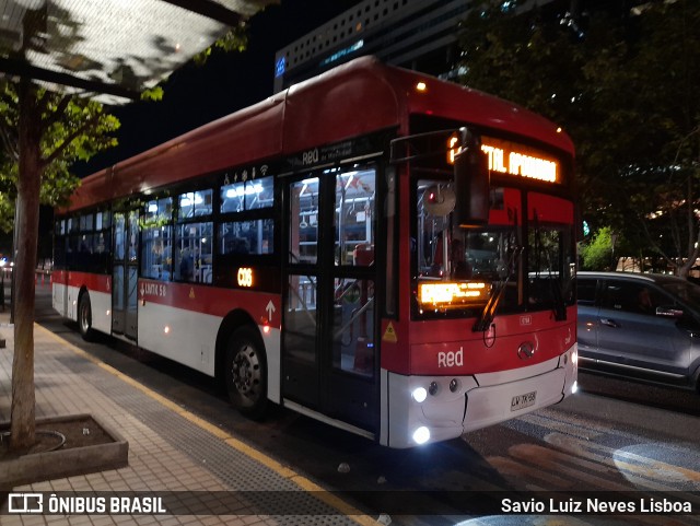 Redbus Urbano 0784 na cidade de Santiago, Santiago, Metropolitana de Santiago, Chile, por Savio Luiz Neves Lisboa. Número da foto: #12759638.