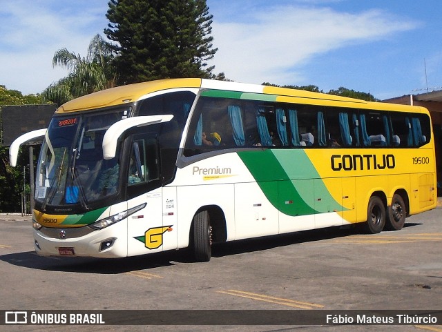 Empresa Gontijo de Transportes 19500 na cidade de Três Corações, Minas Gerais, Brasil, por Fábio Mateus Tibúrcio. Número da foto: #12760694.