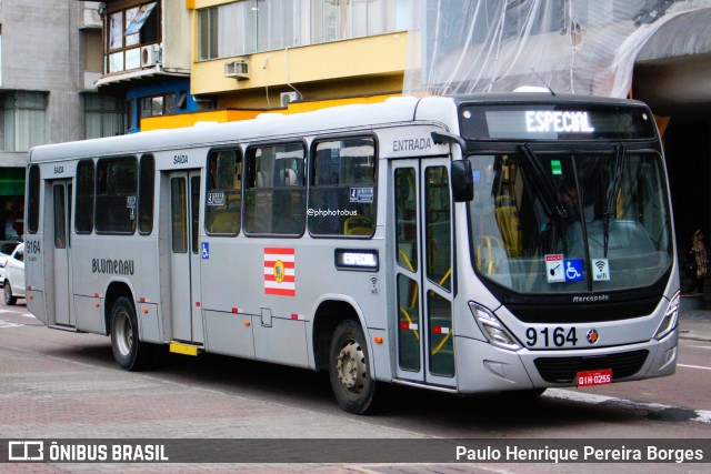 BluMob - Concessionária de Transporte Urbano de Blumenau 9164 na cidade de Blumenau, Santa Catarina, Brasil, por Paulo Henrique Pereira Borges. Número da foto: #12760256.