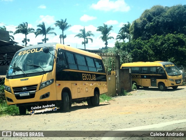 Escolares 1J28 na cidade de Caratinga, Minas Gerais, Brasil, por Calebe Andrade. Número da foto: #12762183.