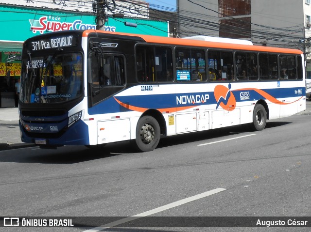 Viação Novacap C51555 na cidade de Rio de Janeiro, Rio de Janeiro, Brasil, por Augusto César. Número da foto: #12763527.