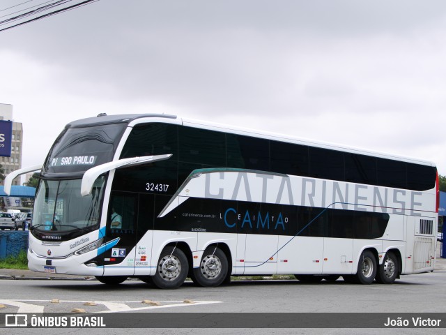 Auto Viação Catarinense 324317 na cidade de São Paulo, São Paulo, Brasil, por João Victor. Número da foto: #12765828.