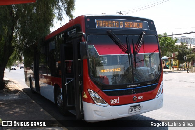 Buses Omega 6034 na cidade de Macul, Santiago, Metropolitana de Santiago, Chile, por Rogelio Labra Silva. Número da foto: #12764263.