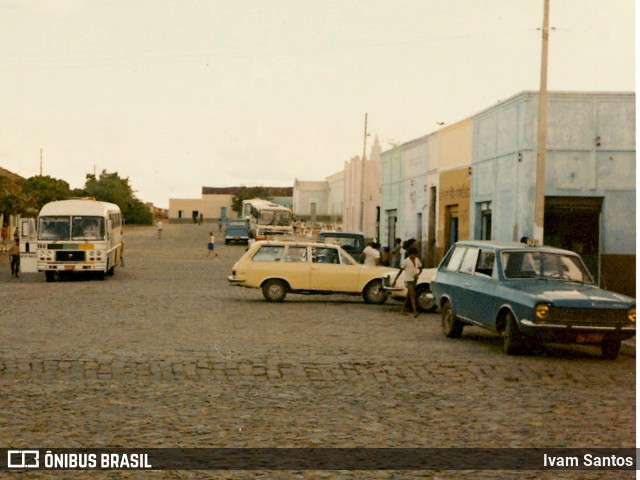 Empresa Gontijo de Transportes 160 na cidade de Parambu, Ceará, Brasil, por Ivam Santos. Número da foto: #12766729.