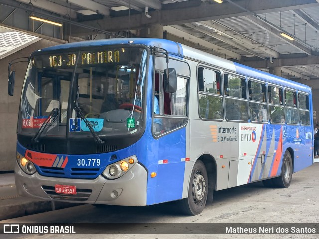 Empresa de Ônibus Vila Galvão 30.779 na cidade de São Paulo, São Paulo, Brasil, por Matheus Neri dos Santos. Número da foto: #12766521.