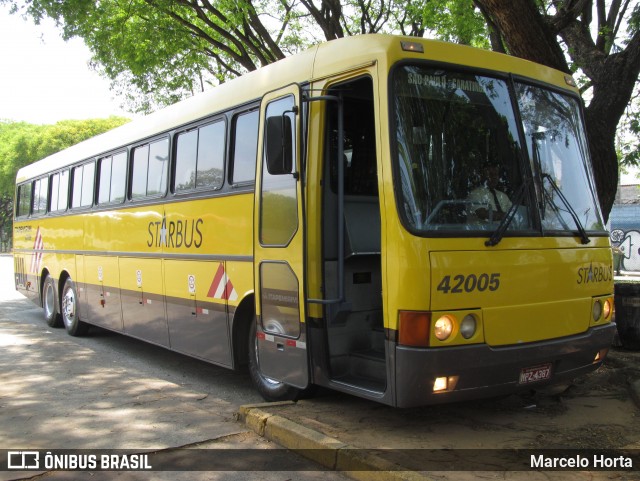 Viação Itapemirim 42005 na cidade de São Paulo, São Paulo, Brasil, por Marcelo Horta. Número da foto: #12766450.