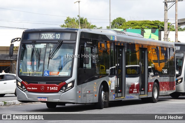 Nova Paineira Transportes Urbanos S.A 7 5452 na cidade de São Paulo, São Paulo, Brasil, por Franz Hecher. Número da foto: #12768557.