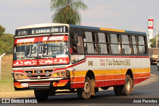 7 de Octubre - Linea 59 045 na cidade de Luque, Central, Paraguai, por José Paredes. Número da foto: #12767658.
