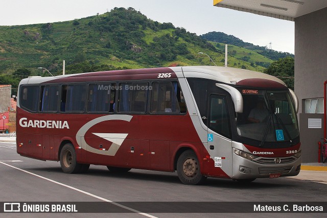 Expresso Gardenia 3265 na cidade de Santa Rita do Sapucaí, Minas Gerais, Brasil, por Mateus C. Barbosa. Número da foto: #12767585.