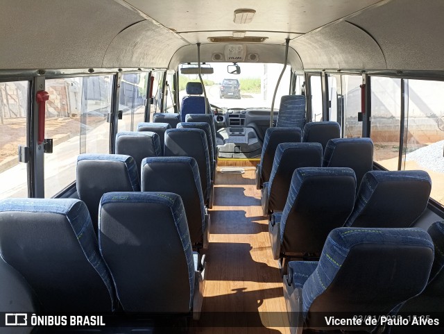 Líder Turismo 25 na cidade de Santo Antônio do Monte, Minas Gerais, Brasil, por Vicente de Paulo Alves. Número da foto: #12766382.