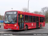 Go-Ahead London 108 na cidade de London, Greater London, Inglaterra, por Fábio Takahashi Tanniguchi. Número da foto: #12767648.