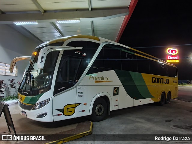 Empresa Gontijo de Transportes 19725 na cidade de São Sebastião da Bela Vista, Minas Gerais, Brasil, por Rodrigo Barraza. Número da foto: #12769880.