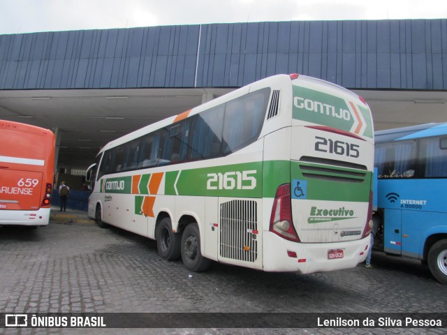 Empresa Gontijo de Transportes 21615 na cidade de Caruaru, Pernambuco, Brasil, por Lenilson da Silva Pessoa. Número da foto: #12770294.