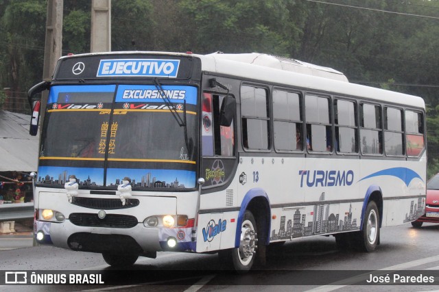 Autobuses sin identificación - Paraguai 13 na cidade de Caacupé, Cordillera, Paraguai, por José Paredes. Número da foto: #12771163.