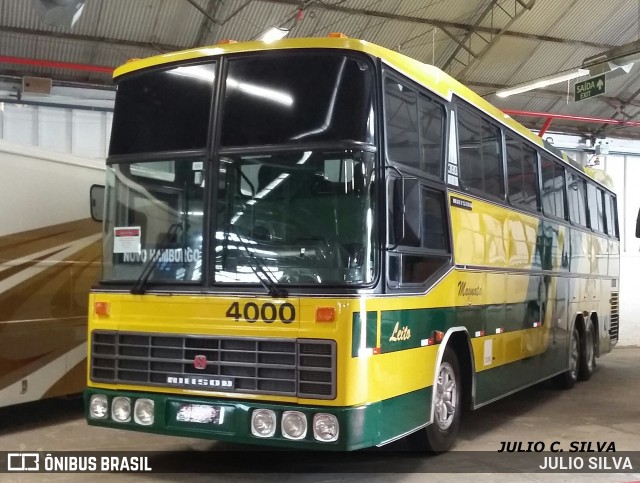 Ônibus Particulares 4000 na cidade de Novo Hamburgo, Rio Grande do Sul, Brasil, por JULIO SILVA. Número da foto: #12768776.