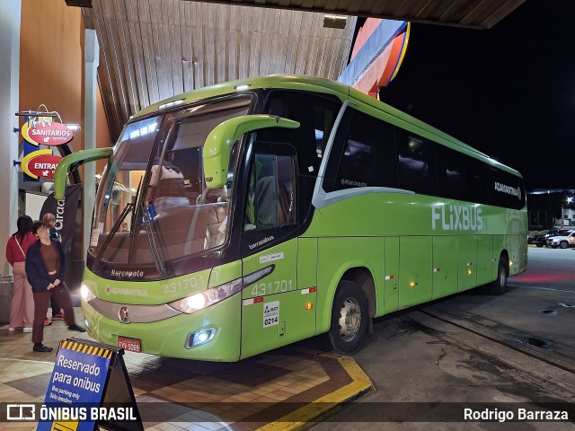 FlixBus Transporte e Tecnologia do Brasil 431701 na cidade de Oliveira, Minas Gerais, Brasil, por Rodrigo Barraza. Número da foto: #12769942.