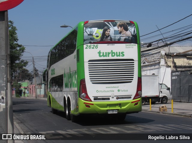 TurBus 2626 na cidade de Estación Central, Santiago, Metropolitana de Santiago, Chile, por Rogelio Labra Silva. Número da foto: #12770072.