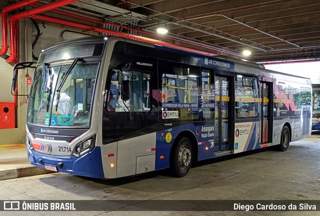 Viação Osasco 21.714 na cidade de Osasco, São Paulo, Brasil, por Diego Cardoso da Silva. Número da foto: #12773140.