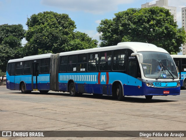 Metrobus 1052 na cidade de Goiânia, Goiás, Brasil, por Diego Félix de Araujo. Número da foto: #12772499.