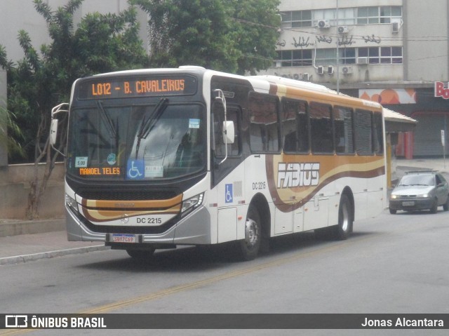 Transportes Fabio's DC 2.215 na cidade de Duque de Caxias, Rio de Janeiro, Brasil, por Jonas Alcantara. Número da foto: #12771845.