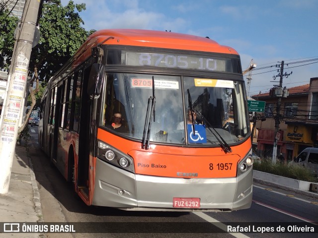 TRANSPPASS - Transporte de Passageiros 8 1957 na cidade de São Paulo, São Paulo, Brasil, por Rafael Lopes de Oliveira. Número da foto: #12772932.