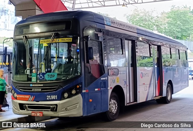Viação Osasco 21.981 na cidade de Osasco, São Paulo, Brasil, por Diego Cardoso da Silva. Número da foto: #12773144.