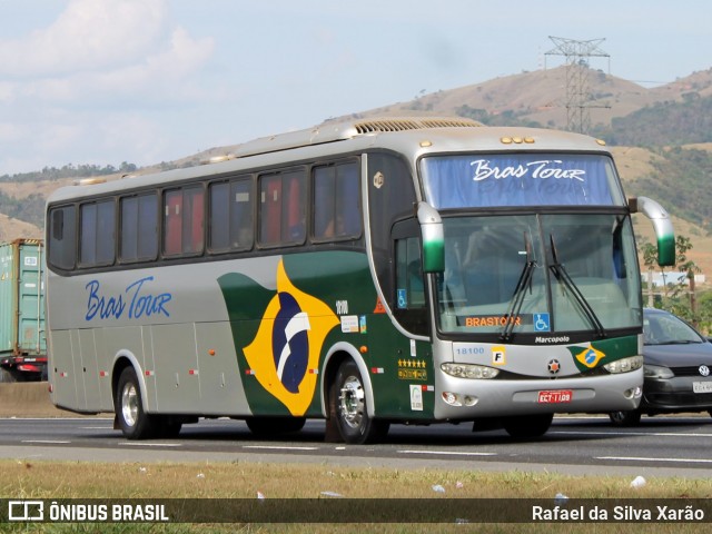 Bras Tour 18100 na cidade de Roseira, São Paulo, Brasil, por Rafael da Silva Xarão. Número da foto: #12771946.