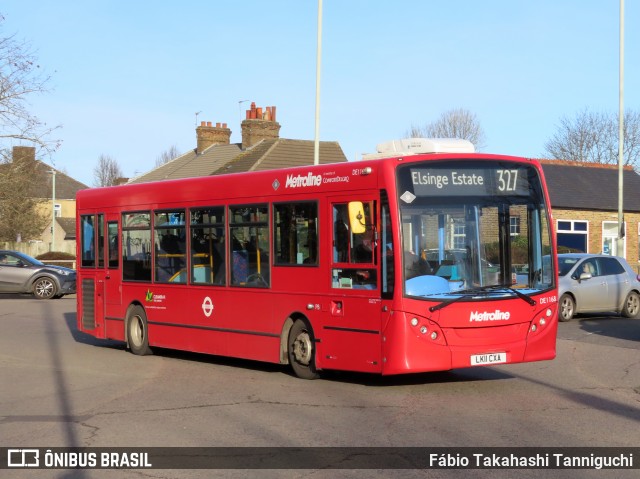 Metroline DE1168 na cidade de Waltham Cross, Hertfordshire, Inglaterra, por Fábio Takahashi Tanniguchi. Número da foto: #12773377.
