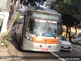 Viação Gato Preto 8 2494 na cidade de São Paulo, São Paulo, Brasil, por Rafael Lopes de Oliveira. Número da foto: #12772934.