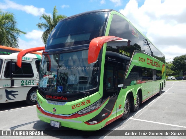 Autobuses Cruceña 2022 na cidade de Barueri, São Paulo, Brasil, por André Luiz Gomes de Souza. Número da foto: #12776581.