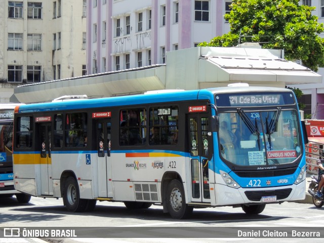 Consórcio Recife 422 na cidade de Recife, Pernambuco, Brasil, por Daniel Cleiton  Bezerra. Número da foto: #12775251.
