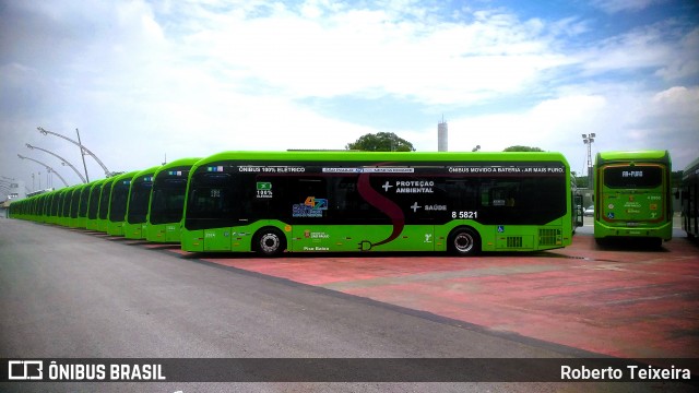 Auto Viação Transcap >> Auto Bless Transportes 8 5821 na cidade de São Paulo, São Paulo, Brasil, por Roberto Teixeira. Número da foto: #12775659.