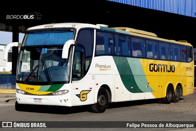 Empresa Gontijo de Transportes 17315 na cidade de Petrolina, Pernambuco, Brasil, por Felipe Pessoa de Albuquerque. Número da foto: #12775826.