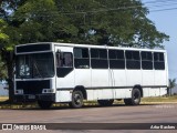 Ônibus Particulares 9947 na cidade de Guaíba, Rio Grande do Sul, Brasil, por Artur Backes. Número da foto: #:id.