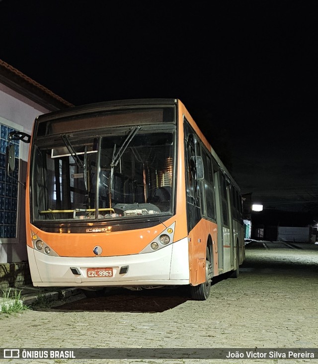 Ônibus Particulares  na cidade de Quatis, Rio de Janeiro, Brasil, por João Victor Silva Pereira. Número da foto: #12699653.