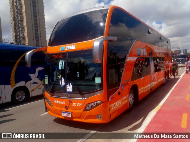 Expresso União 20109 na cidade de Barueri, São Paulo, Brasil, por Matheus Da Mata Santos. Número da foto: #12701520.