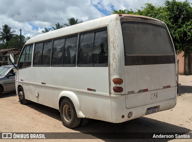 Ônibus Particulares 3102 na cidade de Conde, Bahia, Brasil, por Anderson Santos. Número da foto: #12702467.