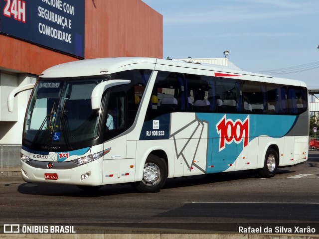 Auto Viação 1001 RJ 108.233 na cidade de Rio de Janeiro, Rio de Janeiro, Brasil, por Rafael da Silva Xarão. Número da foto: #12701157.